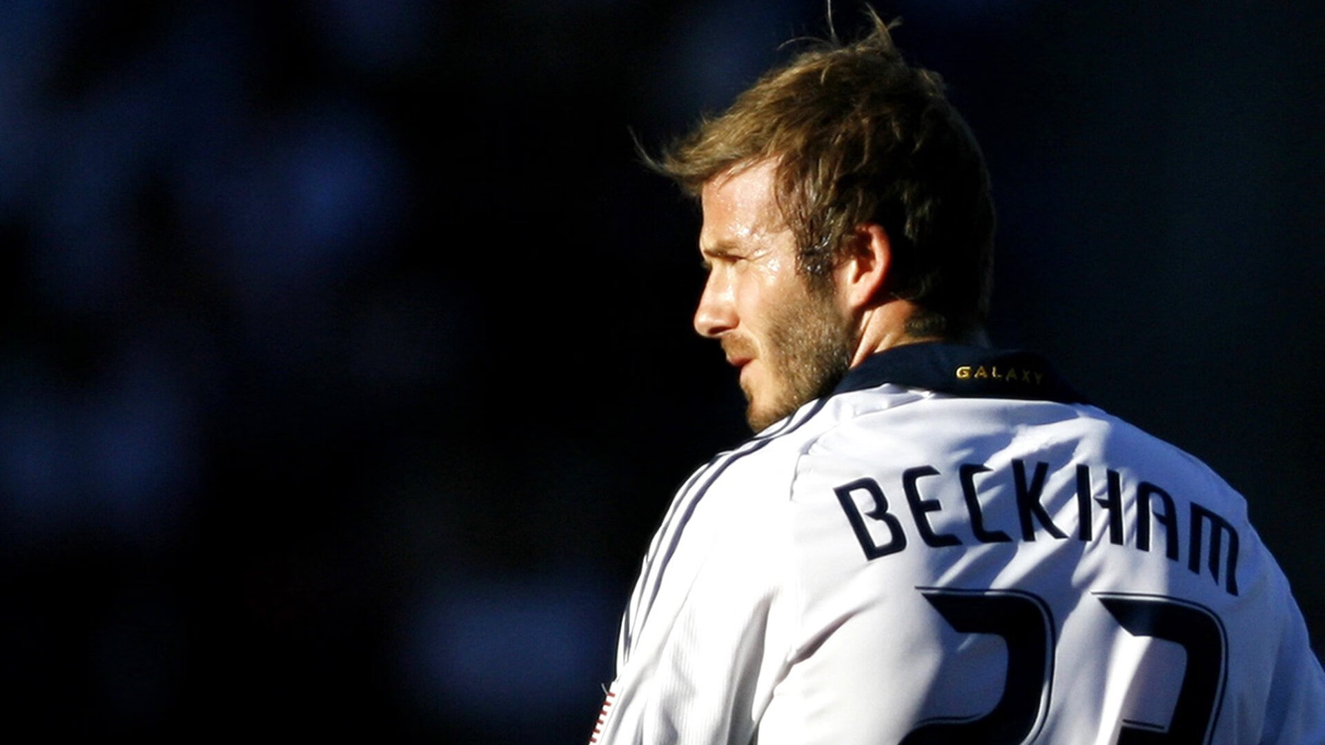 爱游戏体育平台-足球广播栏目新增球员访谈专栏,足球播音员叫啥